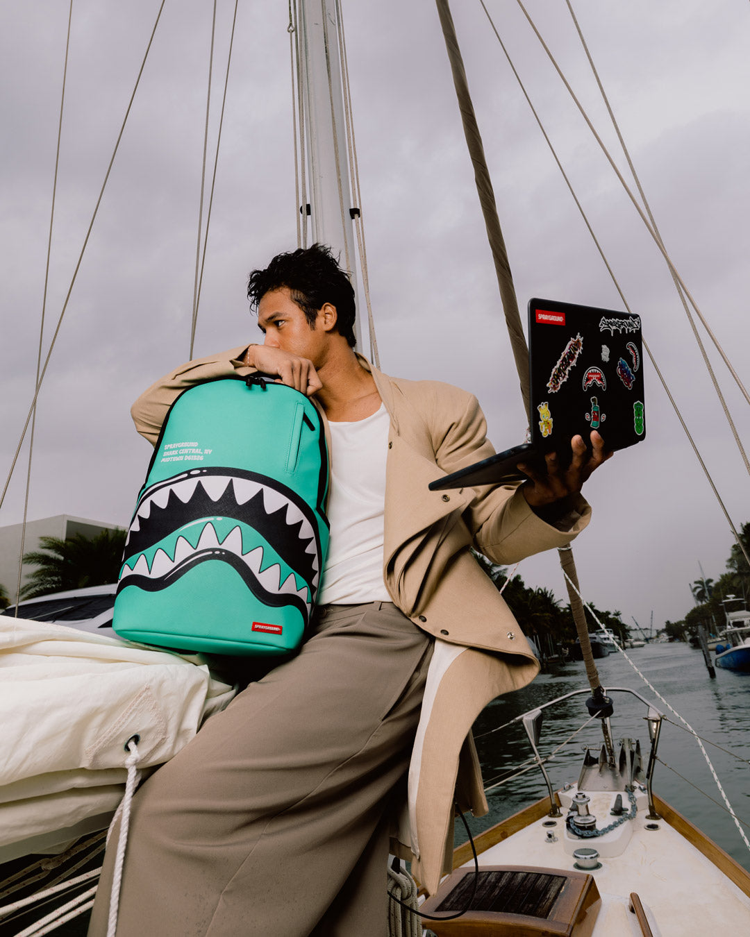 SHARK CENTRAL BUBBLE SHARK (TURQ) BACKPACK